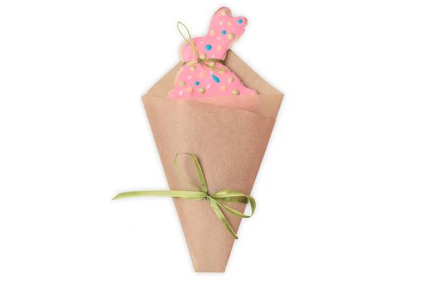 Conejo de Pascua decorado galletas de jengibre en forma de conejo — Foto de Stock