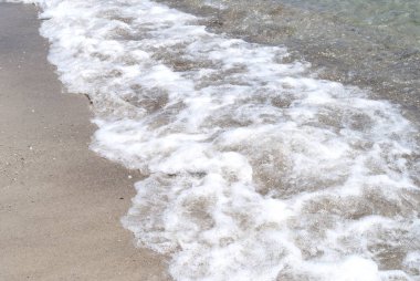 Temiz beyaz deniz dalgaları