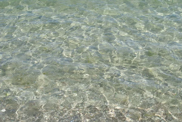 Oberfläche aus reinem Meerwasser — Stockfoto