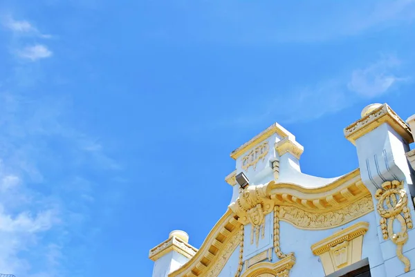 Corner of old building — Stock Photo, Image