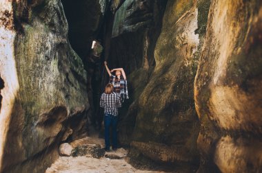 Dağlarda aşık çiftler