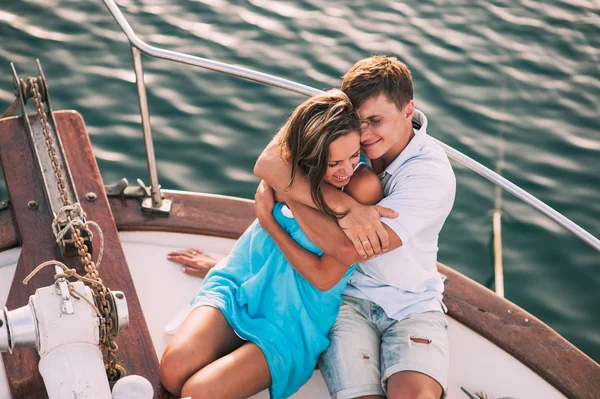 Älskade par på semester — Stockfoto