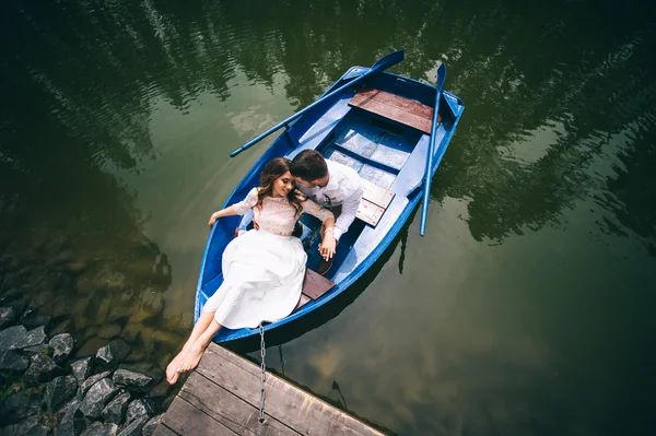 Beautiful loving couple — Stock Photo, Image