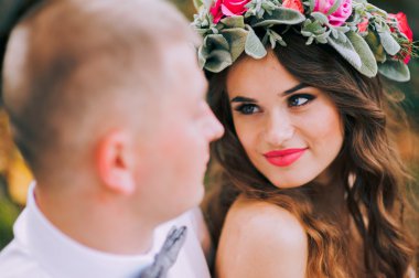 Düğün gününde çift