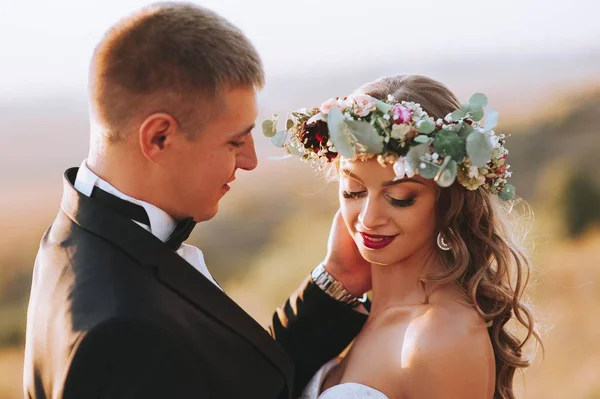 Hermosa pareja amorosa — Foto de Stock