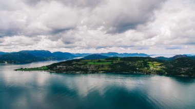 Güzel Norveç Dağları 