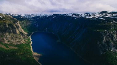 Güzel Norveç Dağları 