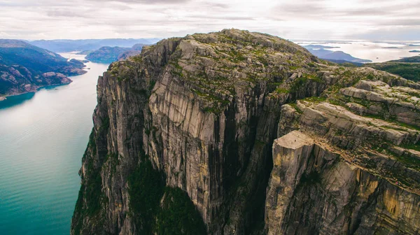 Schöne norwegische Berge — Stockfoto