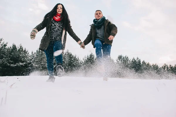 Loving couple on winter — Stock Photo, Image