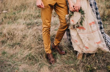 Gelin holding çelenk