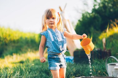 sulama olabilir ile kız