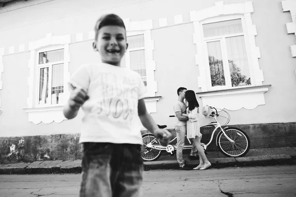 Família passar tempo juntos — Fotografia de Stock