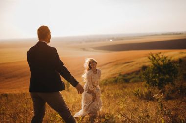 dağlarda yürümek çift