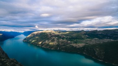  göl ve dağların Norveç 