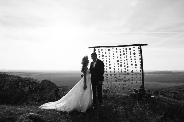 Krásný svatební pár — Stock fotografie