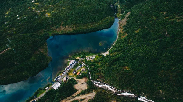 Het uitzicht op de stad vanuit de lucht — Stockfoto