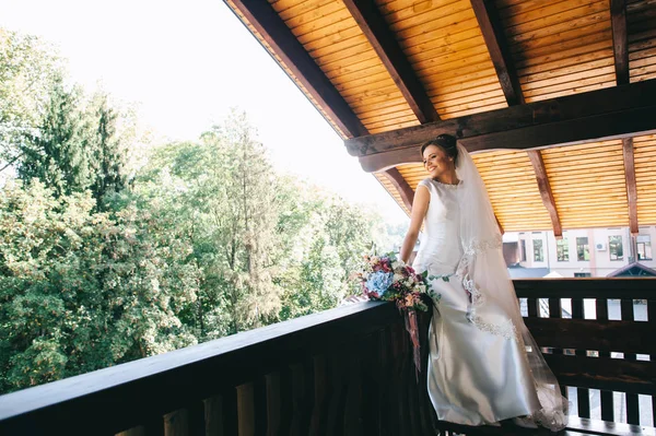 Novia antes de la boda —  Fotos de Stock