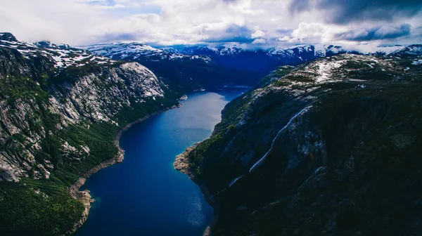 Prachtig landschap van Noorwegen — Stockfoto