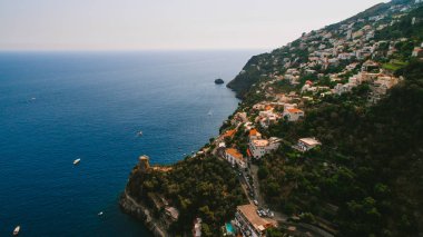 İtalya'nın kıyı şeridi havadan olduğunu