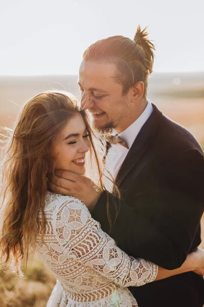 Tender casal apaixonado — Fotografia de Stock