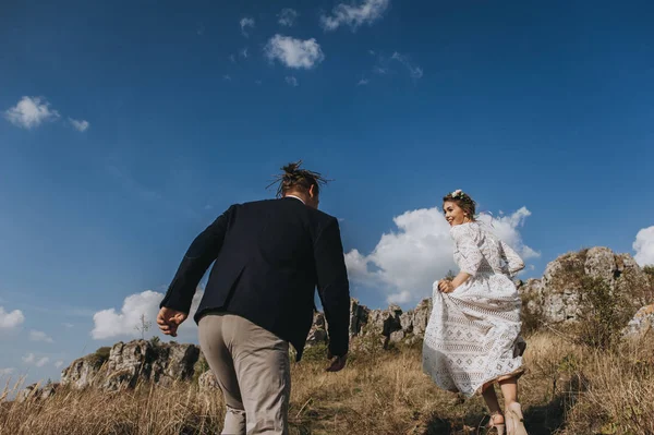 Anbudet par i kärlek — Stockfoto