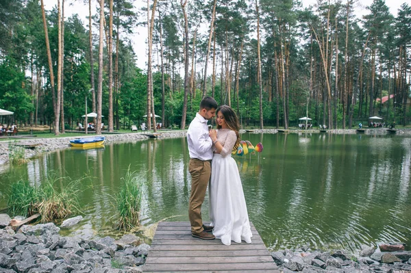 Casal lindo casamento — Fotografia de Stock