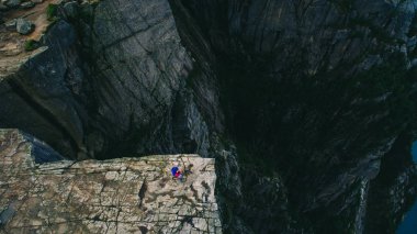 Önceki büyük uçurum 