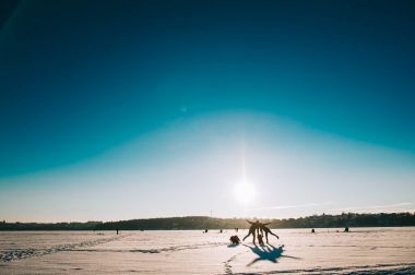 Bebek ile aile sleding