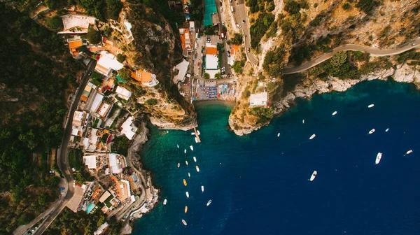 İtalya'nın kıyı şeridi doğal görünümü 