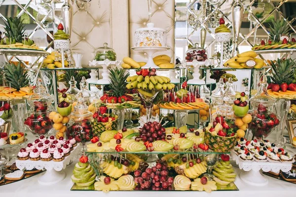 Meyve resepsiyonlar düğün