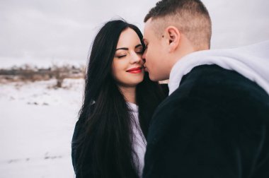 iki takım elbise pandalar içinde