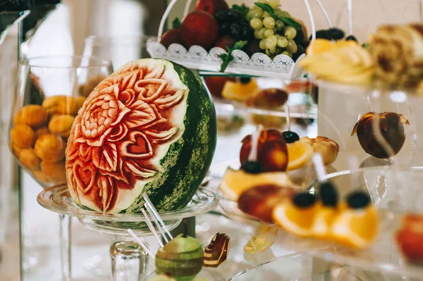 Beautifully Decorated Catering Banquet Table Different Fruits — Stock Photo, Image