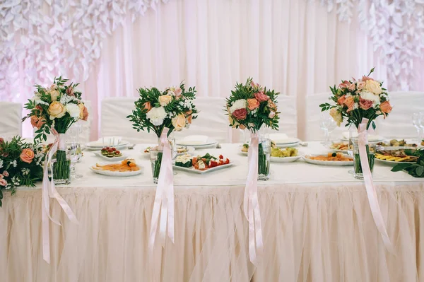 Elegante Arreglo Mesa Catering Recepción Boda — Foto de Stock