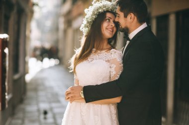 Sokakta bir Venedik güzel evli
