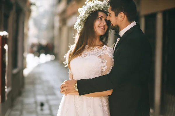 Hermosa Pareja Casados Calle Venecia — Foto de Stock