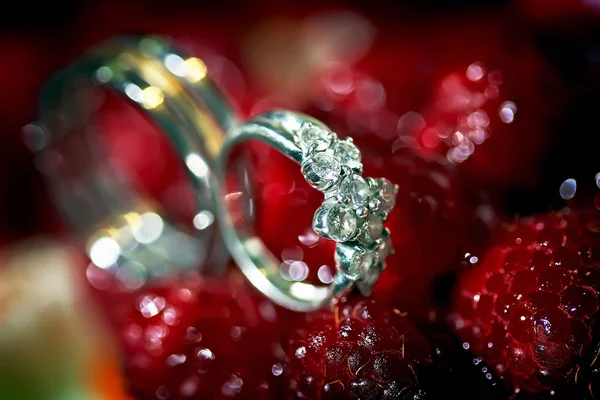 Diamant-Verlobungsring — Stockfoto