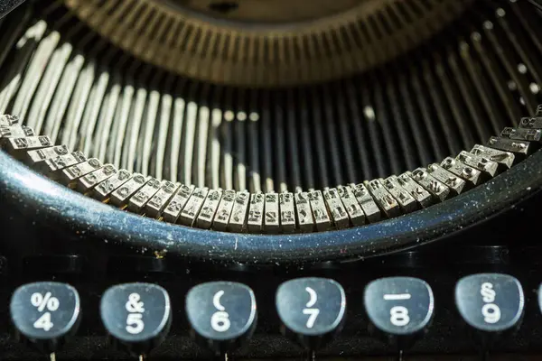 Máquina de escribir vieja, primer plano — Foto de Stock