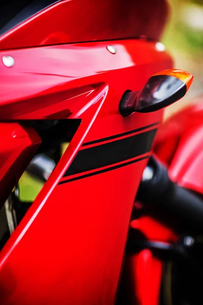 バイクのウィンカーは機器や信号を左折または右折の作品. — ストック写真