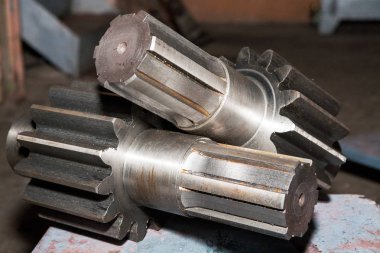 büyük Dişliler ve teneke adam, titanyum ve çelik endüstrisi parçaları