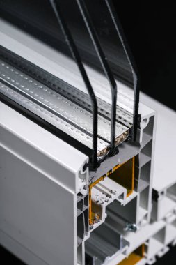 Üçlü camlı plastik pencere profili