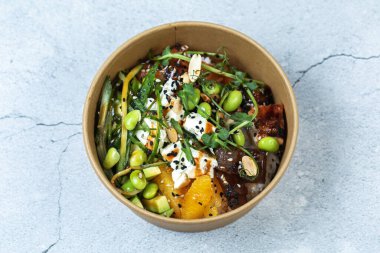 Geleneksel Hawaii Sebzeli Poke