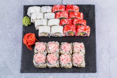 Japon restoranından suşi pilavı.