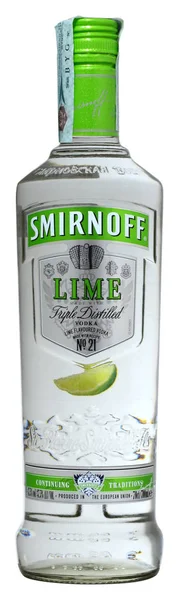Şişe Vodka Smirnoff kireç — Stok fotoğraf