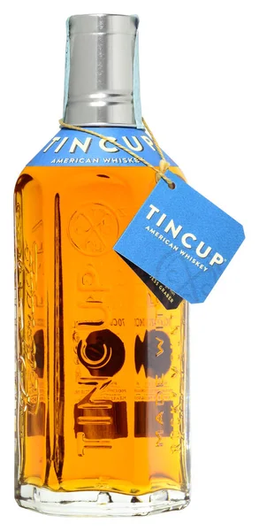 Amerikan viski Tincup şişe — Stok fotoğraf