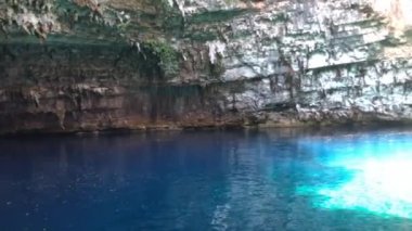 Melissani Gölü Mağarası, Kefalonya, Yunanistan