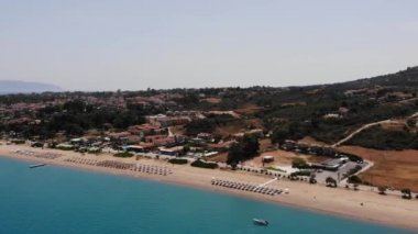 Lourdata Beach, Kefalonia, Yunanistan 'ın hava videosu