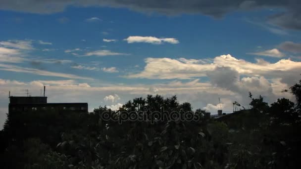 TimeLapse. Felhők, sugarai a Sun.mov — Stock videók