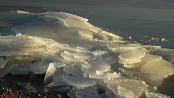 Havets Tidvatten Isens Rörelse Stranden Bukten — Stockvideo