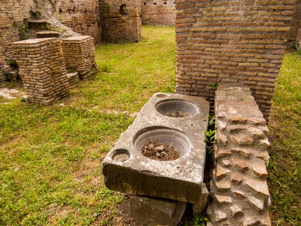 Ókori római konyha, Ostia Antica, Róma, Olaszország — Stock Fotó