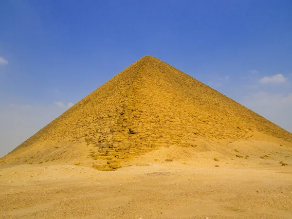 埃及Dahshur红金字塔 — 图库照片